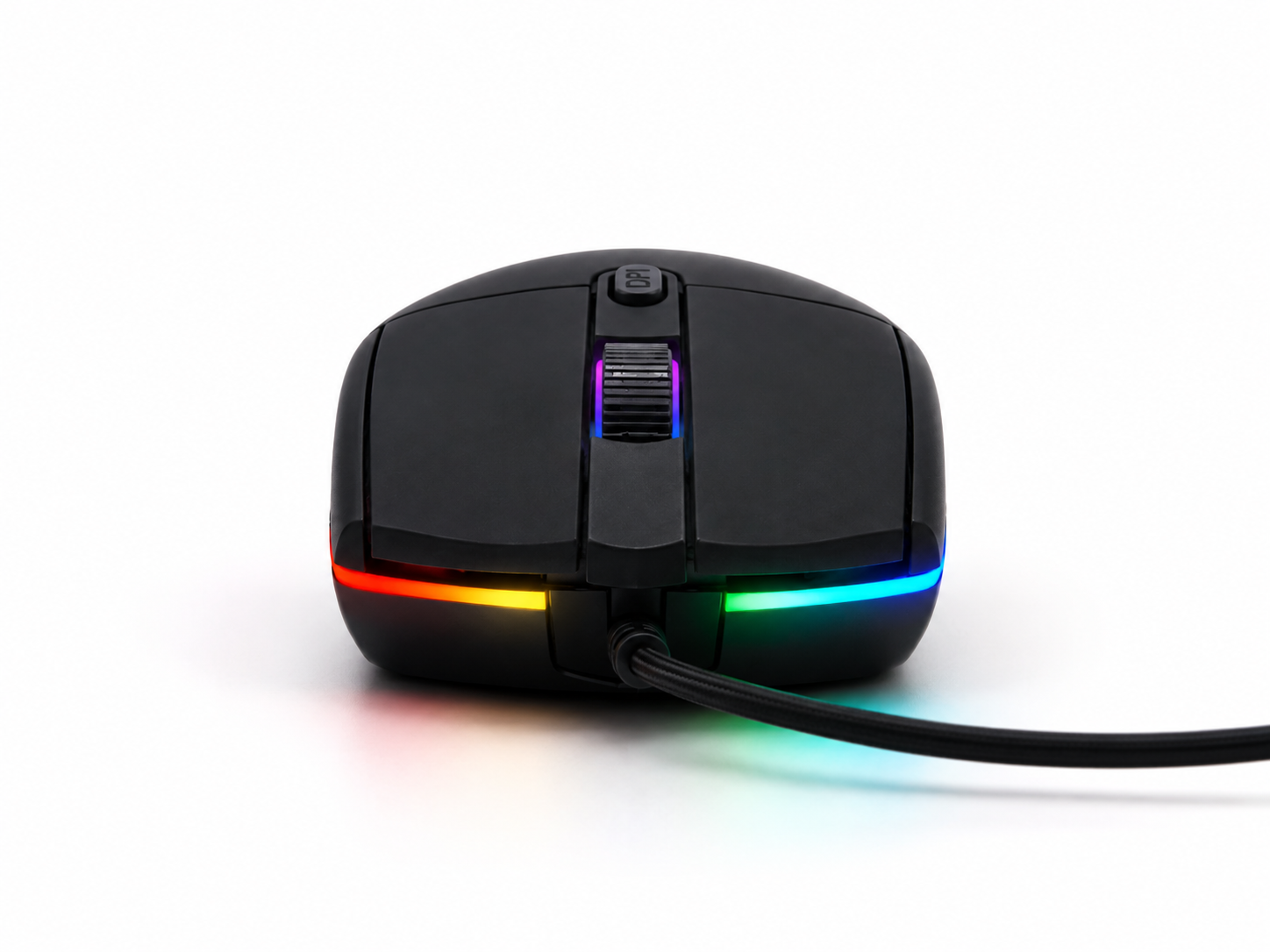 Svart G3SE gamingmus med USB-kabel, sedd från sidan med RGB-belysningen avstängd